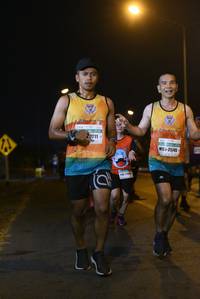 BIB: 0211, 2545
                            <button type="button" onclick="openModal(9146775)" class="btn btn-primary btn-sm float-right btn-popup" data-toggle="modal" data-target=".modal-high-quality">
                        <i class="fas fa-shopping-cart"></i> Add to Cart
                    </button>
                                            <button type="button" onclick="isThisMe(9146775, true)" class="btn btn-success btn-sm float-right btn-popup btn-isme hidden" data-toggle="tooltip" data-placement="bottom" title="นี่คือรูปของคุณใช่ไหม คลิกที่นี่เพื่อเอาเข้าอัลบั้ม">
                        <i class="fas fa-plus"></i> Add to album
                    </button>
                    <button type="button" onclick="isThisMe(9146775, false)" class="btn btn-warning btn-sm float-right btn-popup btn-isnotme hidden">
                        <i class="fas fa-ban"></i> Remove from album
                    </button>