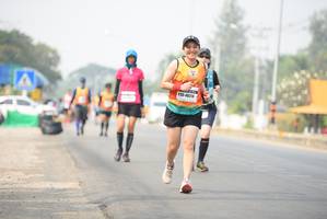 BIB: 4024
                            <button type="button" onclick="openModal(8835303)" class="btn btn-primary btn-sm float-right btn-popup" data-toggle="modal" data-target=".modal-high-quality">
                        <i class="fas fa-shopping-cart"></i> Add to Cart
                    </button>
                                            <button type="button" onclick="isThisMe(8835303, true)" class="btn btn-success btn-sm float-right btn-popup btn-isme hidden" data-toggle="tooltip" data-placement="bottom" title="นี่คือรูปของคุณใช่ไหม คลิกที่นี่เพื่อเอาเข้าอัลบั้ม">
                        <i class="fas fa-plus"></i> Add to album
                    </button>
                    <button type="button" onclick="isThisMe(8835303, false)" class="btn btn-warning btn-sm float-right btn-popup btn-isnotme hidden">
                        <i class="fas fa-ban"></i> Remove from album
                    </button>