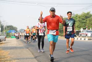 BIB: 43041
                            <button type="button" onclick="openModal(8626904)" class="btn btn-primary btn-sm float-right btn-popup" data-toggle="modal" data-target=".modal-high-quality">
                        <i class="fas fa-shopping-cart"></i> Add to Cart
                    </button>
                                            <button type="button" onclick="isThisMe(8626904, true)" class="btn btn-success btn-sm float-right btn-popup btn-isme hidden" data-toggle="tooltip" data-placement="bottom" title="นี่คือรูปของคุณใช่ไหม คลิกที่นี่เพื่อเอาเข้าอัลบั้ม">
                        <i class="fas fa-plus"></i> Add to album
                    </button>
                    <button type="button" onclick="isThisMe(8626904, false)" class="btn btn-warning btn-sm float-right btn-popup btn-isnotme hidden">
                        <i class="fas fa-ban"></i> Remove from album
                    </button>