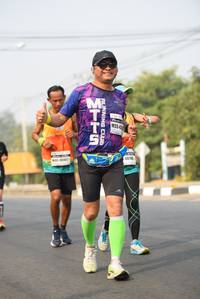 BIB: 4014
                            <button type="button" onclick="openModal(8604063)" class="btn btn-primary btn-sm float-right btn-popup" data-toggle="modal" data-target=".modal-high-quality">
                        <i class="fas fa-shopping-cart"></i> Add to Cart
                    </button>
                                            <button type="button" onclick="isThisMe(8604063, true)" class="btn btn-success btn-sm float-right btn-popup btn-isme hidden" data-toggle="tooltip" data-placement="bottom" title="นี่คือรูปของคุณใช่ไหม คลิกที่นี่เพื่อเอาเข้าอัลบั้ม">
                        <i class="fas fa-plus"></i> Add to album
                    </button>
                    <button type="button" onclick="isThisMe(8604063, false)" class="btn btn-warning btn-sm float-right btn-popup btn-isnotme hidden">
                        <i class="fas fa-ban"></i> Remove from album
                    </button>
