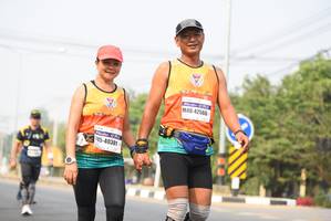 BIB: 42566, 40301
                            <button type="button" onclick="openModal(8813353)" class="btn btn-primary btn-sm float-right btn-popup" data-toggle="modal" data-target=".modal-high-quality">
                        <i class="fas fa-shopping-cart"></i> Add to Cart
                    </button>
                                            <button type="button" onclick="isThisMe(8813353, true)" class="btn btn-success btn-sm float-right btn-popup btn-isme hidden" data-toggle="tooltip" data-placement="bottom" title="นี่คือรูปของคุณใช่ไหม คลิกที่นี่เพื่อเอาเข้าอัลบั้ม">
                        <i class="fas fa-plus"></i> Add to album
                    </button>
                    <button type="button" onclick="isThisMe(8813353, false)" class="btn btn-warning btn-sm float-right btn-popup btn-isnotme hidden">
                        <i class="fas fa-ban"></i> Remove from album
                    </button>