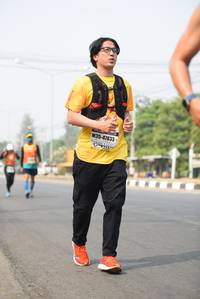 BIB: 47833
                            <button type="button" onclick="openModal(8851523)" class="btn btn-primary btn-sm float-right btn-popup" data-toggle="modal" data-target=".modal-high-quality">
                        <i class="fas fa-shopping-cart"></i> Add to Cart
                    </button>
                                            <button type="button" onclick="isThisMe(8851523, true)" class="btn btn-success btn-sm float-right btn-popup btn-isme hidden" data-toggle="tooltip" data-placement="bottom" title="นี่คือรูปของคุณใช่ไหม คลิกที่นี่เพื่อเอาเข้าอัลบั้ม">
                        <i class="fas fa-plus"></i> Add to album
                    </button>
                    <button type="button" onclick="isThisMe(8851523, false)" class="btn btn-warning btn-sm float-right btn-popup btn-isnotme hidden">
                        <i class="fas fa-ban"></i> Remove from album
                    </button>