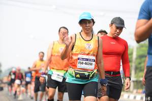 BIB: 46260
                            <button type="button" onclick="openModal(8837859)" class="btn btn-primary btn-sm float-right btn-popup" data-toggle="modal" data-target=".modal-high-quality">
                        <i class="fas fa-shopping-cart"></i> Add to Cart
                    </button>
                                            <button type="button" onclick="isThisMe(8837859, true)" class="btn btn-success btn-sm float-right btn-popup btn-isme hidden" data-toggle="tooltip" data-placement="bottom" title="นี่คือรูปของคุณใช่ไหม คลิกที่นี่เพื่อเอาเข้าอัลบั้ม">
                        <i class="fas fa-plus"></i> Add to album
                    </button>
                    <button type="button" onclick="isThisMe(8837859, false)" class="btn btn-warning btn-sm float-right btn-popup btn-isnotme hidden">
                        <i class="fas fa-ban"></i> Remove from album
                    </button>