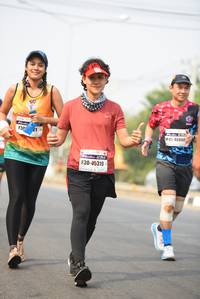 BIB: 40800, 45319
                            <button type="button" onclick="openModal(8810193)" class="btn btn-primary btn-sm float-right btn-popup" data-toggle="modal" data-target=".modal-high-quality">
                        <i class="fas fa-shopping-cart"></i> Add to Cart
                    </button>
                                            <button type="button" onclick="isThisMe(8810193, true)" class="btn btn-success btn-sm float-right btn-popup btn-isme hidden" data-toggle="tooltip" data-placement="bottom" title="นี่คือรูปของคุณใช่ไหม คลิกที่นี่เพื่อเอาเข้าอัลบั้ม">
                        <i class="fas fa-plus"></i> Add to album
                    </button>
                    <button type="button" onclick="isThisMe(8810193, false)" class="btn btn-warning btn-sm float-right btn-popup btn-isnotme hidden">
                        <i class="fas fa-ban"></i> Remove from album
                    </button>