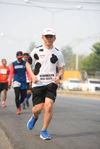 BIB: 46575
                            <button type="button" onclick="openModal(8811324)" class="btn btn-primary btn-sm float-right btn-popup" data-toggle="modal" data-target=".modal-high-quality">
                        <i class="fas fa-shopping-cart"></i> Add to Cart
                    </button>
                                            <button type="button" onclick="isThisMe(8811324, true)" class="btn btn-success btn-sm float-right btn-popup btn-isme hidden" data-toggle="tooltip" data-placement="bottom" title="นี่คือรูปของคุณใช่ไหม คลิกที่นี่เพื่อเอาเข้าอัลบั้ม">
                        <i class="fas fa-plus"></i> Add to album
                    </button>
                    <button type="button" onclick="isThisMe(8811324, false)" class="btn btn-warning btn-sm float-right btn-popup btn-isnotme hidden">
                        <i class="fas fa-ban"></i> Remove from album
                    </button>