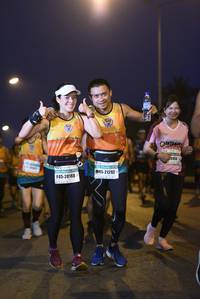 BIB: 5454, 21292, 20188
                            <button type="button" onclick="openModal(9172254)" class="btn btn-primary btn-sm float-right btn-popup" data-toggle="modal" data-target=".modal-high-quality">
                        <i class="fas fa-shopping-cart"></i> Add to Cart
                    </button>
                                            <button type="button" onclick="isThisMe(9172254, true)" class="btn btn-success btn-sm float-right btn-popup btn-isme hidden" data-toggle="tooltip" data-placement="bottom" title="นี่คือรูปของคุณใช่ไหม คลิกที่นี่เพื่อเอาเข้าอัลบั้ม">
                        <i class="fas fa-plus"></i> Add to album
                    </button>
                    <button type="button" onclick="isThisMe(9172254, false)" class="btn btn-warning btn-sm float-right btn-popup btn-isnotme hidden">
                        <i class="fas fa-ban"></i> Remove from album
                    </button>