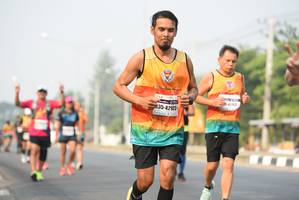 BIB: 41163, 42920
                            <button type="button" onclick="openModal(8583488)" class="btn btn-primary btn-sm float-right btn-popup" data-toggle="modal" data-target=".modal-high-quality">
                        <i class="fas fa-shopping-cart"></i> Add to Cart
                    </button>
                                            <button type="button" onclick="isThisMe(8583488, true)" class="btn btn-success btn-sm float-right btn-popup btn-isme hidden" data-toggle="tooltip" data-placement="bottom" title="นี่คือรูปของคุณใช่ไหม คลิกที่นี่เพื่อเอาเข้าอัลบั้ม">
                        <i class="fas fa-plus"></i> Add to album
                    </button>
                    <button type="button" onclick="isThisMe(8583488, false)" class="btn btn-warning btn-sm float-right btn-popup btn-isnotme hidden">
                        <i class="fas fa-ban"></i> Remove from album
                    </button>