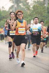 BIB: 17756, 15020, 15098
                            <button type="button" onclick="openModal(7585102)" class="btn btn-primary btn-sm float-right btn-popup" data-toggle="modal" data-target=".modal-high-quality">
                        <i class="fas fa-shopping-cart"></i> Add to Cart
                    </button>
                                            <button type="button" onclick="isThisMe(7585102, true)" class="btn btn-success btn-sm float-right btn-popup btn-isme hidden" data-toggle="tooltip" data-placement="bottom" title="นี่คือรูปของคุณใช่ไหม คลิกที่นี่เพื่อเอาเข้าอัลบั้ม">
                        <i class="fas fa-plus"></i> Add to album
                    </button>
                    <button type="button" onclick="isThisMe(7585102, false)" class="btn btn-warning btn-sm float-right btn-popup btn-isnotme hidden">
                        <i class="fas fa-ban"></i> Remove from album
                    </button>