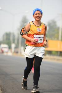 BIB: 906
                            <button type="button" onclick="openModal(8838075)" class="btn btn-primary btn-sm float-right btn-popup" data-toggle="modal" data-target=".modal-high-quality">
                        <i class="fas fa-shopping-cart"></i> Add to Cart
                    </button>
                                            <button type="button" onclick="isThisMe(8838075, true)" class="btn btn-success btn-sm float-right btn-popup btn-isme hidden" data-toggle="tooltip" data-placement="bottom" title="นี่คือรูปของคุณใช่ไหม คลิกที่นี่เพื่อเอาเข้าอัลบั้ม">
                        <i class="fas fa-plus"></i> Add to album
                    </button>
                    <button type="button" onclick="isThisMe(8838075, false)" class="btn btn-warning btn-sm float-right btn-popup btn-isnotme hidden">
                        <i class="fas fa-ban"></i> Remove from album
                    </button>