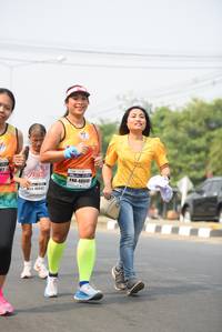 BIB: 48040, 48042
                            <button type="button" onclick="openModal(8837922)" class="btn btn-primary btn-sm float-right btn-popup" data-toggle="modal" data-target=".modal-high-quality">
                        <i class="fas fa-shopping-cart"></i> Add to Cart
                    </button>
                                            <button type="button" onclick="isThisMe(8837922, true)" class="btn btn-success btn-sm float-right btn-popup btn-isme hidden" data-toggle="tooltip" data-placement="bottom" title="นี่คือรูปของคุณใช่ไหม คลิกที่นี่เพื่อเอาเข้าอัลบั้ม">
                        <i class="fas fa-plus"></i> Add to album
                    </button>
                    <button type="button" onclick="isThisMe(8837922, false)" class="btn btn-warning btn-sm float-right btn-popup btn-isnotme hidden">
                        <i class="fas fa-ban"></i> Remove from album
                    </button>