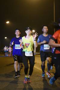 BIB: 21216, 26335, 21487
                            <button type="button" onclick="openModal(9201420)" class="btn btn-primary btn-sm float-right btn-popup" data-toggle="modal" data-target=".modal-high-quality">
                        <i class="fas fa-shopping-cart"></i> Add to Cart
                    </button>
                                            <button type="button" onclick="isThisMe(9201420, true)" class="btn btn-success btn-sm float-right btn-popup btn-isme hidden" data-toggle="tooltip" data-placement="bottom" title="นี่คือรูปของคุณใช่ไหม คลิกที่นี่เพื่อเอาเข้าอัลบั้ม">
                        <i class="fas fa-plus"></i> Add to album
                    </button>
                    <button type="button" onclick="isThisMe(9201420, false)" class="btn btn-warning btn-sm float-right btn-popup btn-isnotme hidden">
                        <i class="fas fa-ban"></i> Remove from album
                    </button>