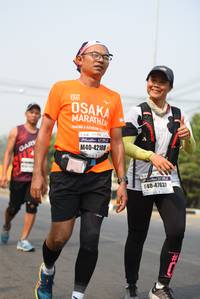 BIB: 42108, 47637
                            <button type="button" onclick="openModal(8813806)" class="btn btn-primary btn-sm float-right btn-popup" data-toggle="modal" data-target=".modal-high-quality">
                        <i class="fas fa-shopping-cart"></i> Add to Cart
                    </button>
                                            <button type="button" onclick="isThisMe(8813806, true)" class="btn btn-success btn-sm float-right btn-popup btn-isme hidden" data-toggle="tooltip" data-placement="bottom" title="นี่คือรูปของคุณใช่ไหม คลิกที่นี่เพื่อเอาเข้าอัลบั้ม">
                        <i class="fas fa-plus"></i> Add to album
                    </button>
                    <button type="button" onclick="isThisMe(8813806, false)" class="btn btn-warning btn-sm float-right btn-popup btn-isnotme hidden">
                        <i class="fas fa-ban"></i> Remove from album
                    </button>