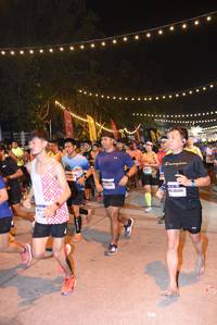 BIB: 40399
                            <button type="button" onclick="openModal(7280559)" class="btn btn-primary btn-sm float-right btn-popup" data-toggle="modal" data-target=".modal-high-quality">
                        <i class="fas fa-shopping-cart"></i> Add to Cart
                    </button>
                                            <button type="button" onclick="isThisMe(7280559, true)" class="btn btn-success btn-sm float-right btn-popup btn-isme hidden" data-toggle="tooltip" data-placement="bottom" title="นี่คือรูปของคุณใช่ไหม คลิกที่นี่เพื่อเอาเข้าอัลบั้ม">
                        <i class="fas fa-plus"></i> Add to album
                    </button>
                    <button type="button" onclick="isThisMe(7280559, false)" class="btn btn-warning btn-sm float-right btn-popup btn-isnotme hidden">
                        <i class="fas fa-ban"></i> Remove from album
                    </button>