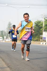 BIB: 47921
                            <button type="button" onclick="openModal(8810891)" class="btn btn-primary btn-sm float-right btn-popup" data-toggle="modal" data-target=".modal-high-quality">
                        <i class="fas fa-shopping-cart"></i> Add to Cart
                    </button>
                                            <button type="button" onclick="isThisMe(8810891, true)" class="btn btn-success btn-sm float-right btn-popup btn-isme hidden" data-toggle="tooltip" data-placement="bottom" title="นี่คือรูปของคุณใช่ไหม คลิกที่นี่เพื่อเอาเข้าอัลบั้ม">
                        <i class="fas fa-plus"></i> Add to album
                    </button>
                    <button type="button" onclick="isThisMe(8810891, false)" class="btn btn-warning btn-sm float-right btn-popup btn-isnotme hidden">
                        <i class="fas fa-ban"></i> Remove from album
                    </button>