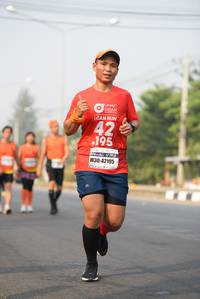 BIB: 195, 42195
                            <button type="button" onclick="openModal(8592082)" class="btn btn-primary btn-sm float-right btn-popup" data-toggle="modal" data-target=".modal-high-quality">
                        <i class="fas fa-shopping-cart"></i> Add to Cart
                    </button>
                                            <button type="button" onclick="isThisMe(8592082, true)" class="btn btn-success btn-sm float-right btn-popup btn-isme hidden" data-toggle="tooltip" data-placement="bottom" title="นี่คือรูปของคุณใช่ไหม คลิกที่นี่เพื่อเอาเข้าอัลบั้ม">
                        <i class="fas fa-plus"></i> Add to album
                    </button>
                    <button type="button" onclick="isThisMe(8592082, false)" class="btn btn-warning btn-sm float-right btn-popup btn-isnotme hidden">
                        <i class="fas fa-ban"></i> Remove from album
                    </button>