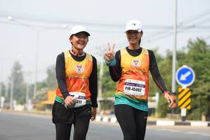 BIB: 45402, 311
                            <button type="button" onclick="openModal(8833721)" class="btn btn-primary btn-sm float-right btn-popup" data-toggle="modal" data-target=".modal-high-quality">
                        <i class="fas fa-shopping-cart"></i> Add to Cart
                    </button>
                                            <button type="button" onclick="isThisMe(8833721, true)" class="btn btn-success btn-sm float-right btn-popup btn-isme hidden" data-toggle="tooltip" data-placement="bottom" title="นี่คือรูปของคุณใช่ไหม คลิกที่นี่เพื่อเอาเข้าอัลบั้ม">
                        <i class="fas fa-plus"></i> Add to album
                    </button>
                    <button type="button" onclick="isThisMe(8833721, false)" class="btn btn-warning btn-sm float-right btn-popup btn-isnotme hidden">
                        <i class="fas fa-ban"></i> Remove from album
                    </button>