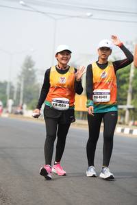 BIB: 45402, 45311
                            <button type="button" onclick="openModal(8844529)" class="btn btn-primary btn-sm float-right btn-popup" data-toggle="modal" data-target=".modal-high-quality">
                        <i class="fas fa-shopping-cart"></i> Add to Cart
                    </button>
                                            <button type="button" onclick="isThisMe(8844529, true)" class="btn btn-success btn-sm float-right btn-popup btn-isme hidden" data-toggle="tooltip" data-placement="bottom" title="นี่คือรูปของคุณใช่ไหม คลิกที่นี่เพื่อเอาเข้าอัลบั้ม">
                        <i class="fas fa-plus"></i> Add to album
                    </button>
                    <button type="button" onclick="isThisMe(8844529, false)" class="btn btn-warning btn-sm float-right btn-popup btn-isnotme hidden">
                        <i class="fas fa-ban"></i> Remove from album
                    </button>