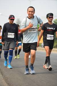 BIB: 46802, 46914, 45554
                            <button type="button" onclick="openModal(8834739)" class="btn btn-primary btn-sm float-right btn-popup" data-toggle="modal" data-target=".modal-high-quality">
                        <i class="fas fa-shopping-cart"></i> Add to Cart
                    </button>
                                            <button type="button" onclick="isThisMe(8834739, true)" class="btn btn-success btn-sm float-right btn-popup btn-isme hidden" data-toggle="tooltip" data-placement="bottom" title="นี่คือรูปของคุณใช่ไหม คลิกที่นี่เพื่อเอาเข้าอัลบั้ม">
                        <i class="fas fa-plus"></i> Add to album
                    </button>
                    <button type="button" onclick="isThisMe(8834739, false)" class="btn btn-warning btn-sm float-right btn-popup btn-isnotme hidden">
                        <i class="fas fa-ban"></i> Remove from album
                    </button>