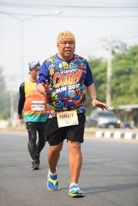 BIB: 201
                            <button type="button" onclick="openModal(8851505)" class="btn btn-primary btn-sm float-right btn-popup" data-toggle="modal" data-target=".modal-high-quality">
                        <i class="fas fa-shopping-cart"></i> Add to Cart
                    </button>
                                            <button type="button" onclick="isThisMe(8851505, true)" class="btn btn-success btn-sm float-right btn-popup btn-isme hidden" data-toggle="tooltip" data-placement="bottom" title="นี่คือรูปของคุณใช่ไหม คลิกที่นี่เพื่อเอาเข้าอัลบั้ม">
                        <i class="fas fa-plus"></i> Add to album
                    </button>
                    <button type="button" onclick="isThisMe(8851505, false)" class="btn btn-warning btn-sm float-right btn-popup btn-isnotme hidden">
                        <i class="fas fa-ban"></i> Remove from album
                    </button>