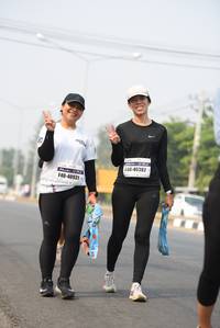 BIB: 40382, 40931
                            <button type="button" onclick="openModal(8847501)" class="btn btn-primary btn-sm float-right btn-popup" data-toggle="modal" data-target=".modal-high-quality">
                        <i class="fas fa-shopping-cart"></i> Add to Cart
                    </button>
                                            <button type="button" onclick="isThisMe(8847501, true)" class="btn btn-success btn-sm float-right btn-popup btn-isme hidden" data-toggle="tooltip" data-placement="bottom" title="นี่คือรูปของคุณใช่ไหม คลิกที่นี่เพื่อเอาเข้าอัลบั้ม">
                        <i class="fas fa-plus"></i> Add to album
                    </button>
                    <button type="button" onclick="isThisMe(8847501, false)" class="btn btn-warning btn-sm float-right btn-popup btn-isnotme hidden">
                        <i class="fas fa-ban"></i> Remove from album
                    </button>