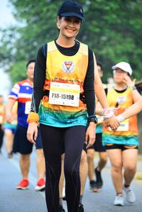 BIB: 102, 15198
                            <button type="button" onclick="openModal(7284641)" class="btn btn-primary btn-sm float-right btn-popup" data-toggle="modal" data-target=".modal-high-quality">
                        <i class="fas fa-shopping-cart"></i> Add to Cart
                    </button>
                                            <button type="button" onclick="isThisMe(7284641, true)" class="btn btn-success btn-sm float-right btn-popup btn-isme hidden" data-toggle="tooltip" data-placement="bottom" title="นี่คือรูปของคุณใช่ไหม คลิกที่นี่เพื่อเอาเข้าอัลบั้ม">
                        <i class="fas fa-plus"></i> Add to album
                    </button>
                    <button type="button" onclick="isThisMe(7284641, false)" class="btn btn-warning btn-sm float-right btn-popup btn-isnotme hidden">
                        <i class="fas fa-ban"></i> Remove from album
                    </button>