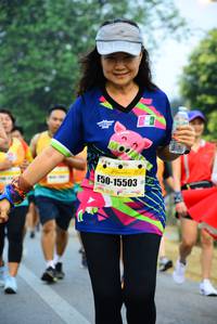 BIB: 102, 15503
                            <button type="button" onclick="openModal(7289998)" class="btn btn-primary btn-sm float-right btn-popup" data-toggle="modal" data-target=".modal-high-quality">
                        <i class="fas fa-shopping-cart"></i> Add to Cart
                    </button>
                                            <button type="button" onclick="isThisMe(7289998, true)" class="btn btn-success btn-sm float-right btn-popup btn-isme hidden" data-toggle="tooltip" data-placement="bottom" title="นี่คือรูปของคุณใช่ไหม คลิกที่นี่เพื่อเอาเข้าอัลบั้ม">
                        <i class="fas fa-plus"></i> Add to album
                    </button>
                    <button type="button" onclick="isThisMe(7289998, false)" class="btn btn-warning btn-sm float-right btn-popup btn-isnotme hidden">
                        <i class="fas fa-ban"></i> Remove from album
                    </button>