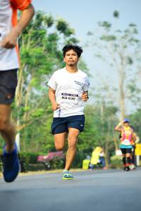 BIB: 4242
                            <button type="button" onclick="openModal(8035800)" class="btn btn-primary btn-sm float-right btn-popup" data-toggle="modal" data-target=".modal-high-quality">
                        <i class="fas fa-shopping-cart"></i> Add to Cart
                    </button>
                                            <button type="button" onclick="isThisMe(8035800, true)" class="btn btn-success btn-sm float-right btn-popup btn-isme hidden" data-toggle="tooltip" data-placement="bottom" title="นี่คือรูปของคุณใช่ไหม คลิกที่นี่เพื่อเอาเข้าอัลบั้ม">
                        <i class="fas fa-plus"></i> Add to album
                    </button>
                    <button type="button" onclick="isThisMe(8035800, false)" class="btn btn-warning btn-sm float-right btn-popup btn-isnotme hidden">
                        <i class="fas fa-ban"></i> Remove from album
                    </button>