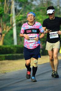 BIB: 106, 45977, 42210
                            <button type="button" onclick="openModal(8032883)" class="btn btn-primary btn-sm float-right btn-popup" data-toggle="modal" data-target=".modal-high-quality">
                        <i class="fas fa-shopping-cart"></i> Add to Cart
                    </button>
                                            <button type="button" onclick="isThisMe(8032883, true)" class="btn btn-success btn-sm float-right btn-popup btn-isme hidden" data-toggle="tooltip" data-placement="bottom" title="นี่คือรูปของคุณใช่ไหม คลิกที่นี่เพื่อเอาเข้าอัลบั้ม">
                        <i class="fas fa-plus"></i> Add to album
                    </button>
                    <button type="button" onclick="isThisMe(8032883, false)" class="btn btn-warning btn-sm float-right btn-popup btn-isnotme hidden">
                        <i class="fas fa-ban"></i> Remove from album
                    </button>