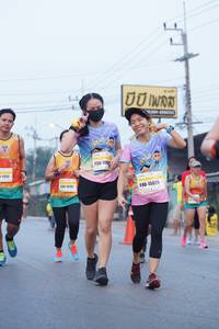 BIB: 4913
                            <button type="button" onclick="openModal(8133267)" class="btn btn-primary btn-sm float-right btn-popup" data-toggle="modal" data-target=".modal-high-quality">
                        <i class="fas fa-shopping-cart"></i> Add to Cart
                    </button>
                                            <button type="button" onclick="isThisMe(8133267, true)" class="btn btn-success btn-sm float-right btn-popup btn-isme hidden" data-toggle="tooltip" data-placement="bottom" title="นี่คือรูปของคุณใช่ไหม คลิกที่นี่เพื่อเอาเข้าอัลบั้ม">
                        <i class="fas fa-plus"></i> Add to album
                    </button>
                    <button type="button" onclick="isThisMe(8133267, false)" class="btn btn-warning btn-sm float-right btn-popup btn-isnotme hidden">
                        <i class="fas fa-ban"></i> Remove from album
                    </button>