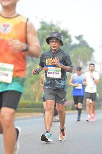 BIB: 42462, 46477, 41757
                            <button type="button" onclick="openModal(10332081)" class="btn btn-primary btn-sm float-right btn-popup" data-toggle="modal" data-target=".modal-high-quality">
                        <i class="fas fa-shopping-cart"></i> Add to Cart
                    </button>
                                            <button type="button" onclick="isThisMe(10332081, true)" class="btn btn-success btn-sm float-right btn-popup btn-isme hidden" data-toggle="tooltip" data-placement="bottom" title="นี่คือรูปของคุณใช่ไหม คลิกที่นี่เพื่อเอาเข้าอัลบั้ม">
                        <i class="fas fa-plus"></i> Add to album
                    </button>
                    <button type="button" onclick="isThisMe(10332081, false)" class="btn btn-warning btn-sm float-right btn-popup btn-isnotme hidden">
                        <i class="fas fa-ban"></i> Remove from album
                    </button>