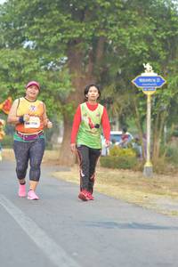 BIB: 48207
                            <button type="button" onclick="openModal(10334834)" class="btn btn-primary btn-sm float-right btn-popup" data-toggle="modal" data-target=".modal-high-quality">
                        <i class="fas fa-shopping-cart"></i> Add to Cart
                    </button>
                                            <button type="button" onclick="isThisMe(10334834, true)" class="btn btn-success btn-sm float-right btn-popup btn-isme hidden" data-toggle="tooltip" data-placement="bottom" title="นี่คือรูปของคุณใช่ไหม คลิกที่นี่เพื่อเอาเข้าอัลบั้ม">
                        <i class="fas fa-plus"></i> Add to album
                    </button>
                    <button type="button" onclick="isThisMe(10334834, false)" class="btn btn-warning btn-sm float-right btn-popup btn-isnotme hidden">
                        <i class="fas fa-ban"></i> Remove from album
                    </button>