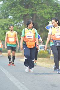 BIB: 40522
                            <button type="button" onclick="openModal(10329282)" class="btn btn-primary btn-sm float-right btn-popup" data-toggle="modal" data-target=".modal-high-quality">
                        <i class="fas fa-shopping-cart"></i> Add to Cart
                    </button>
                                            <button type="button" onclick="isThisMe(10329282, true)" class="btn btn-success btn-sm float-right btn-popup btn-isme hidden" data-toggle="tooltip" data-placement="bottom" title="นี่คือรูปของคุณใช่ไหม คลิกที่นี่เพื่อเอาเข้าอัลบั้ม">
                        <i class="fas fa-plus"></i> Add to album
                    </button>
                    <button type="button" onclick="isThisMe(10329282, false)" class="btn btn-warning btn-sm float-right btn-popup btn-isnotme hidden">
                        <i class="fas fa-ban"></i> Remove from album
                    </button>