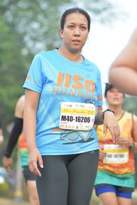 BIB: 102, 16206
                            <button type="button" onclick="openModal(9580258)" class="btn btn-primary btn-sm float-right btn-popup" data-toggle="modal" data-target=".modal-high-quality">
                        <i class="fas fa-shopping-cart"></i> Add to Cart
                    </button>
                                            <button type="button" onclick="isThisMe(9580258, true)" class="btn btn-success btn-sm float-right btn-popup btn-isme hidden" data-toggle="tooltip" data-placement="bottom" title="นี่คือรูปของคุณใช่ไหม คลิกที่นี่เพื่อเอาเข้าอัลบั้ม">
                        <i class="fas fa-plus"></i> Add to album
                    </button>
                    <button type="button" onclick="isThisMe(9580258, false)" class="btn btn-warning btn-sm float-right btn-popup btn-isnotme hidden">
                        <i class="fas fa-ban"></i> Remove from album
                    </button>