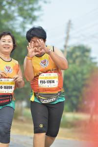 BIB: 40382, 40931
                            <button type="button" onclick="openModal(10334284)" class="btn btn-primary btn-sm float-right btn-popup" data-toggle="modal" data-target=".modal-high-quality">
                        <i class="fas fa-shopping-cart"></i> Add to Cart
                    </button>
                                            <button type="button" onclick="isThisMe(10334284, true)" class="btn btn-success btn-sm float-right btn-popup btn-isme hidden" data-toggle="tooltip" data-placement="bottom" title="นี่คือรูปของคุณใช่ไหม คลิกที่นี่เพื่อเอาเข้าอัลบั้ม">
                        <i class="fas fa-plus"></i> Add to album
                    </button>
                    <button type="button" onclick="isThisMe(10334284, false)" class="btn btn-warning btn-sm float-right btn-popup btn-isnotme hidden">
                        <i class="fas fa-ban"></i> Remove from album
                    </button>