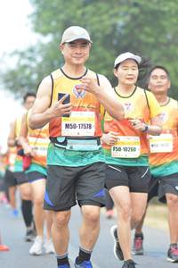 BIB: 17578, 10260
                            <button type="button" onclick="openModal(9549343)" class="btn btn-primary btn-sm float-right btn-popup" data-toggle="modal" data-target=".modal-high-quality">
                        <i class="fas fa-shopping-cart"></i> Add to Cart
                    </button>
                                            <button type="button" onclick="isThisMe(9549343, true)" class="btn btn-success btn-sm float-right btn-popup btn-isme hidden" data-toggle="tooltip" data-placement="bottom" title="นี่คือรูปของคุณใช่ไหม คลิกที่นี่เพื่อเอาเข้าอัลบั้ม">
                        <i class="fas fa-plus"></i> Add to album
                    </button>
                    <button type="button" onclick="isThisMe(9549343, false)" class="btn btn-warning btn-sm float-right btn-popup btn-isnotme hidden">
                        <i class="fas fa-ban"></i> Remove from album
                    </button>