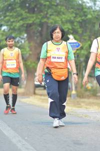 BIB: 40922
                            <button type="button" onclick="openModal(10329315)" class="btn btn-primary btn-sm float-right btn-popup" data-toggle="modal" data-target=".modal-high-quality">
                        <i class="fas fa-shopping-cart"></i> Add to Cart
                    </button>
                                            <button type="button" onclick="isThisMe(10329315, true)" class="btn btn-success btn-sm float-right btn-popup btn-isme hidden" data-toggle="tooltip" data-placement="bottom" title="นี่คือรูปของคุณใช่ไหม คลิกที่นี่เพื่อเอาเข้าอัลบั้ม">
                        <i class="fas fa-plus"></i> Add to album
                    </button>
                    <button type="button" onclick="isThisMe(10329315, false)" class="btn btn-warning btn-sm float-right btn-popup btn-isnotme hidden">
                        <i class="fas fa-ban"></i> Remove from album
                    </button>