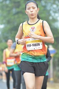BIB: 102, 10029
                            <button type="button" onclick="openModal(9541860)" class="btn btn-primary btn-sm float-right btn-popup" data-toggle="modal" data-target=".modal-high-quality">
                        <i class="fas fa-shopping-cart"></i> Add to Cart
                    </button>
                                            <button type="button" onclick="isThisMe(9541860, true)" class="btn btn-success btn-sm float-right btn-popup btn-isme hidden" data-toggle="tooltip" data-placement="bottom" title="นี่คือรูปของคุณใช่ไหม คลิกที่นี่เพื่อเอาเข้าอัลบั้ม">
                        <i class="fas fa-plus"></i> Add to album
                    </button>
                    <button type="button" onclick="isThisMe(9541860, false)" class="btn btn-warning btn-sm float-right btn-popup btn-isnotme hidden">
                        <i class="fas fa-ban"></i> Remove from album
                    </button>