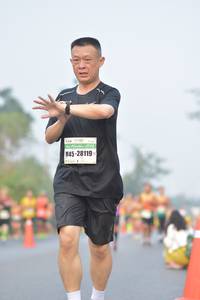 BIB: 47122
                            <button type="button" onclick="openModal(10334098)" class="btn btn-primary btn-sm float-right btn-popup" data-toggle="modal" data-target=".modal-high-quality">
                        <i class="fas fa-shopping-cart"></i> Add to Cart
                    </button>
                                            <button type="button" onclick="isThisMe(10334098, true)" class="btn btn-success btn-sm float-right btn-popup btn-isme hidden" data-toggle="tooltip" data-placement="bottom" title="นี่คือรูปของคุณใช่ไหม คลิกที่นี่เพื่อเอาเข้าอัลบั้ม">
                        <i class="fas fa-plus"></i> Add to album
                    </button>
                    <button type="button" onclick="isThisMe(10334098, false)" class="btn btn-warning btn-sm float-right btn-popup btn-isnotme hidden">
                        <i class="fas fa-ban"></i> Remove from album
                    </button>