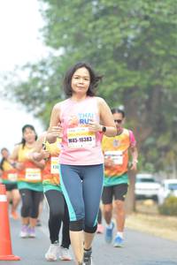 BIB: 16383
                            <button type="button" onclick="openModal(9543976)" class="btn btn-primary btn-sm float-right btn-popup" data-toggle="modal" data-target=".modal-high-quality">
                        <i class="fas fa-shopping-cart"></i> Add to Cart
                    </button>
                                            <button type="button" onclick="isThisMe(9543976, true)" class="btn btn-success btn-sm float-right btn-popup btn-isme hidden" data-toggle="tooltip" data-placement="bottom" title="นี่คือรูปของคุณใช่ไหม คลิกที่นี่เพื่อเอาเข้าอัลบั้ม">
                        <i class="fas fa-plus"></i> Add to album
                    </button>
                    <button type="button" onclick="isThisMe(9543976, false)" class="btn btn-warning btn-sm float-right btn-popup btn-isnotme hidden">
                        <i class="fas fa-ban"></i> Remove from album
                    </button>