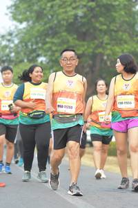 BIB: 11555, 11260
                            <button type="button" onclick="openModal(9580931)" class="btn btn-primary btn-sm float-right btn-popup" data-toggle="modal" data-target=".modal-high-quality">
                        <i class="fas fa-shopping-cart"></i> Add to Cart
                    </button>
                                            <button type="button" onclick="isThisMe(9580931, true)" class="btn btn-success btn-sm float-right btn-popup btn-isme hidden" data-toggle="tooltip" data-placement="bottom" title="นี่คือรูปของคุณใช่ไหม คลิกที่นี่เพื่อเอาเข้าอัลบั้ม">
                        <i class="fas fa-plus"></i> Add to album
                    </button>
                    <button type="button" onclick="isThisMe(9580931, false)" class="btn btn-warning btn-sm float-right btn-popup btn-isnotme hidden">
                        <i class="fas fa-ban"></i> Remove from album
                    </button>