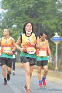 BIB: 17524, 11071
                            <button type="button" onclick="openModal(9580786)" class="btn btn-primary btn-sm float-right btn-popup" data-toggle="modal" data-target=".modal-high-quality">
                        <i class="fas fa-shopping-cart"></i> Add to Cart
                    </button>
                                            <button type="button" onclick="isThisMe(9580786, true)" class="btn btn-success btn-sm float-right btn-popup btn-isme hidden" data-toggle="tooltip" data-placement="bottom" title="นี่คือรูปของคุณใช่ไหม คลิกที่นี่เพื่อเอาเข้าอัลบั้ม">
                        <i class="fas fa-plus"></i> Add to album
                    </button>
                    <button type="button" onclick="isThisMe(9580786, false)" class="btn btn-warning btn-sm float-right btn-popup btn-isnotme hidden">
                        <i class="fas fa-ban"></i> Remove from album
                    </button>