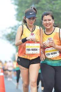 BIB: 102, 16054, 16164
                            <button type="button" onclick="openModal(9541661)" class="btn btn-primary btn-sm float-right btn-popup" data-toggle="modal" data-target=".modal-high-quality">
                        <i class="fas fa-shopping-cart"></i> Add to Cart
                    </button>
                                            <button type="button" onclick="isThisMe(9541661, true)" class="btn btn-success btn-sm float-right btn-popup btn-isme hidden" data-toggle="tooltip" data-placement="bottom" title="นี่คือรูปของคุณใช่ไหม คลิกที่นี่เพื่อเอาเข้าอัลบั้ม">
                        <i class="fas fa-plus"></i> Add to album
                    </button>
                    <button type="button" onclick="isThisMe(9541661, false)" class="btn btn-warning btn-sm float-right btn-popup btn-isnotme hidden">
                        <i class="fas fa-ban"></i> Remove from album
                    </button>