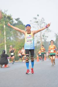 BIB: 402
                            <button type="button" onclick="openModal(10360824)" class="btn btn-primary btn-sm float-right btn-popup" data-toggle="modal" data-target=".modal-high-quality">
                        <i class="fas fa-shopping-cart"></i> Add to Cart
                    </button>
                                            <button type="button" onclick="isThisMe(10360824, true)" class="btn btn-success btn-sm float-right btn-popup btn-isme hidden" data-toggle="tooltip" data-placement="bottom" title="นี่คือรูปของคุณใช่ไหม คลิกที่นี่เพื่อเอาเข้าอัลบั้ม">
                        <i class="fas fa-plus"></i> Add to album
                    </button>
                    <button type="button" onclick="isThisMe(10360824, false)" class="btn btn-warning btn-sm float-right btn-popup btn-isnotme hidden">
                        <i class="fas fa-ban"></i> Remove from album
                    </button>