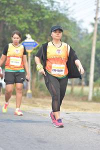 BIB: 46913
                            <button type="button" onclick="openModal(10332407)" class="btn btn-primary btn-sm float-right btn-popup" data-toggle="modal" data-target=".modal-high-quality">
                        <i class="fas fa-shopping-cart"></i> Add to Cart
                    </button>
                                            <button type="button" onclick="isThisMe(10332407, true)" class="btn btn-success btn-sm float-right btn-popup btn-isme hidden" data-toggle="tooltip" data-placement="bottom" title="นี่คือรูปของคุณใช่ไหม คลิกที่นี่เพื่อเอาเข้าอัลบั้ม">
                        <i class="fas fa-plus"></i> Add to album
                    </button>
                    <button type="button" onclick="isThisMe(10332407, false)" class="btn btn-warning btn-sm float-right btn-popup btn-isnotme hidden">
                        <i class="fas fa-ban"></i> Remove from album
                    </button>