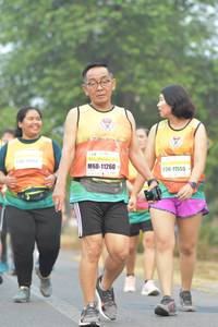 BIB: 11260, 11555
                            <button type="button" onclick="openModal(9580939)" class="btn btn-primary btn-sm float-right btn-popup" data-toggle="modal" data-target=".modal-high-quality">
                        <i class="fas fa-shopping-cart"></i> Add to Cart
                    </button>
                                            <button type="button" onclick="isThisMe(9580939, true)" class="btn btn-success btn-sm float-right btn-popup btn-isme hidden" data-toggle="tooltip" data-placement="bottom" title="นี่คือรูปของคุณใช่ไหม คลิกที่นี่เพื่อเอาเข้าอัลบั้ม">
                        <i class="fas fa-plus"></i> Add to album
                    </button>
                    <button type="button" onclick="isThisMe(9580939, false)" class="btn btn-warning btn-sm float-right btn-popup btn-isnotme hidden">
                        <i class="fas fa-ban"></i> Remove from album
                    </button>