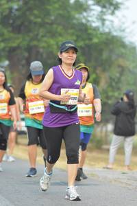 BIB: 17202, 135
                            <button type="button" onclick="openModal(8759559)" class="btn btn-primary btn-sm float-right btn-popup" data-toggle="modal" data-target=".modal-high-quality">
                        <i class="fas fa-shopping-cart"></i> Add to Cart
                    </button>
                                            <button type="button" onclick="isThisMe(8759559, true)" class="btn btn-success btn-sm float-right btn-popup btn-isme hidden" data-toggle="tooltip" data-placement="bottom" title="นี่คือรูปของคุณใช่ไหม คลิกที่นี่เพื่อเอาเข้าอัลบั้ม">
                        <i class="fas fa-plus"></i> Add to album
                    </button>
                    <button type="button" onclick="isThisMe(8759559, false)" class="btn btn-warning btn-sm float-right btn-popup btn-isnotme hidden">
                        <i class="fas fa-ban"></i> Remove from album
                    </button>