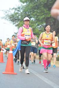 BIB: 10183
                            <button type="button" onclick="openModal(8137096)" class="btn btn-primary btn-sm float-right btn-popup" data-toggle="modal" data-target=".modal-high-quality">
                        <i class="fas fa-shopping-cart"></i> Add to Cart
                    </button>
                                            <button type="button" onclick="isThisMe(8137096, true)" class="btn btn-success btn-sm float-right btn-popup btn-isme hidden" data-toggle="tooltip" data-placement="bottom" title="นี่คือรูปของคุณใช่ไหม คลิกที่นี่เพื่อเอาเข้าอัลบั้ม">
                        <i class="fas fa-plus"></i> Add to album
                    </button>
                    <button type="button" onclick="isThisMe(8137096, false)" class="btn btn-warning btn-sm float-right btn-popup btn-isnotme hidden">
                        <i class="fas fa-ban"></i> Remove from album
                    </button>