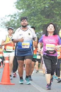 BIB: 3307, 11217, 17423, 10515
                            <button type="button" onclick="openModal(8088071)" class="btn btn-primary btn-sm float-right btn-popup" data-toggle="modal" data-target=".modal-high-quality">
                        <i class="fas fa-shopping-cart"></i> Add to Cart
                    </button>
                                            <button type="button" onclick="isThisMe(8088071, true)" class="btn btn-success btn-sm float-right btn-popup btn-isme hidden" data-toggle="tooltip" data-placement="bottom" title="นี่คือรูปของคุณใช่ไหม คลิกที่นี่เพื่อเอาเข้าอัลบั้ม">
                        <i class="fas fa-plus"></i> Add to album
                    </button>
                    <button type="button" onclick="isThisMe(8088071, false)" class="btn btn-warning btn-sm float-right btn-popup btn-isnotme hidden">
                        <i class="fas fa-ban"></i> Remove from album
                    </button>