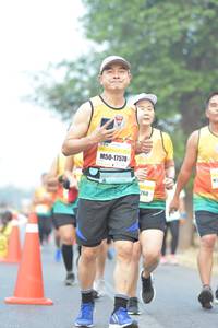 BIB: 17578, 260
                            <button type="button" onclick="openModal(9549306)" class="btn btn-primary btn-sm float-right btn-popup" data-toggle="modal" data-target=".modal-high-quality">
                        <i class="fas fa-shopping-cart"></i> Add to Cart
                    </button>
                                            <button type="button" onclick="isThisMe(9549306, true)" class="btn btn-success btn-sm float-right btn-popup btn-isme hidden" data-toggle="tooltip" data-placement="bottom" title="นี่คือรูปของคุณใช่ไหม คลิกที่นี่เพื่อเอาเข้าอัลบั้ม">
                        <i class="fas fa-plus"></i> Add to album
                    </button>
                    <button type="button" onclick="isThisMe(9549306, false)" class="btn btn-warning btn-sm float-right btn-popup btn-isnotme hidden">
                        <i class="fas fa-ban"></i> Remove from album
                    </button>
