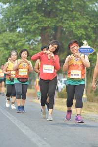 BIB: 45272
                            <button type="button" onclick="openModal(10334236)" class="btn btn-primary btn-sm float-right btn-popup" data-toggle="modal" data-target=".modal-high-quality">
                        <i class="fas fa-shopping-cart"></i> Add to Cart
                    </button>
                                            <button type="button" onclick="isThisMe(10334236, true)" class="btn btn-success btn-sm float-right btn-popup btn-isme hidden" data-toggle="tooltip" data-placement="bottom" title="นี่คือรูปของคุณใช่ไหม คลิกที่นี่เพื่อเอาเข้าอัลบั้ม">
                        <i class="fas fa-plus"></i> Add to album
                    </button>
                    <button type="button" onclick="isThisMe(10334236, false)" class="btn btn-warning btn-sm float-right btn-popup btn-isnotme hidden">
                        <i class="fas fa-ban"></i> Remove from album
                    </button>